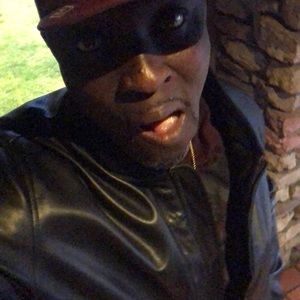 Meet your Posher, Adrian